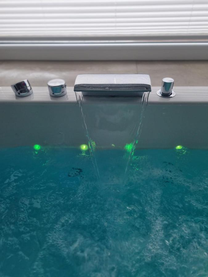 Wellness Ferienhaus メッヒャーニッヒ エクステリア 写真